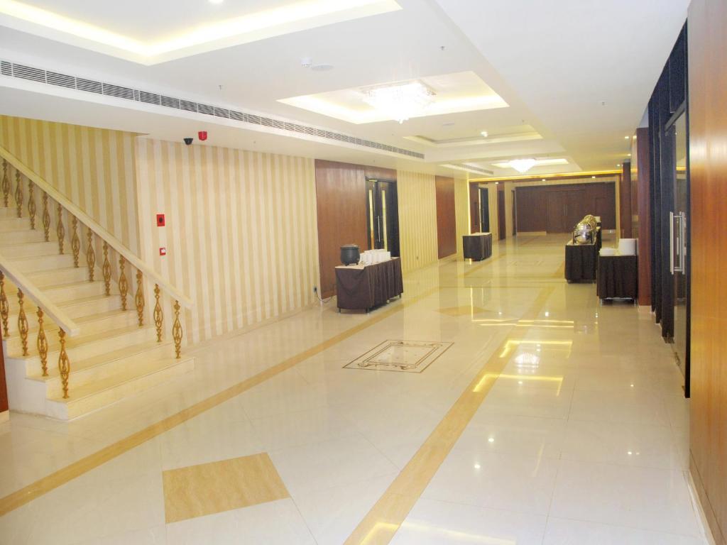 Fortune Select Grand Ridge, Tirupati - Member Itc Hotels' Group Exteriér fotografie Interior of the hotel